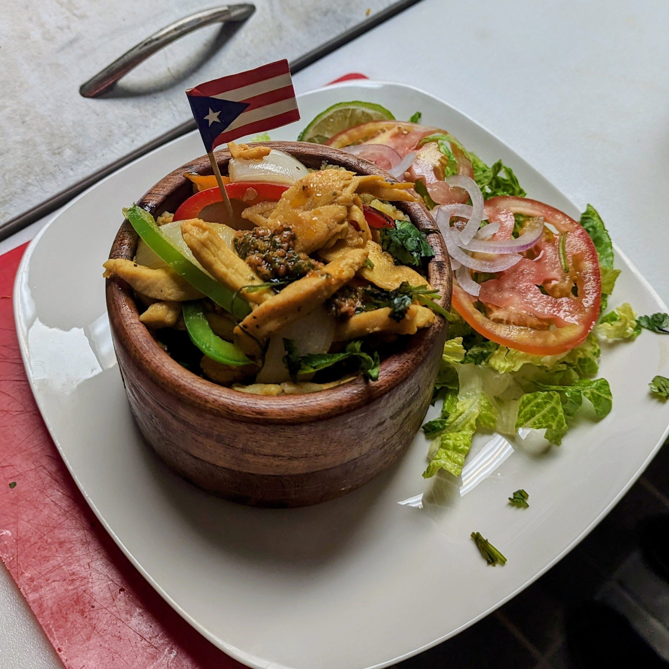 Pollo / Stir Fry Chicken Mofongo.